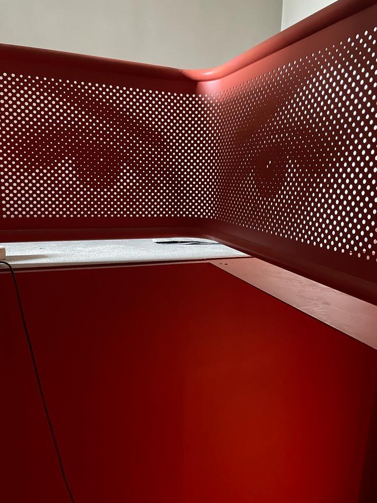 Pattern in Metal